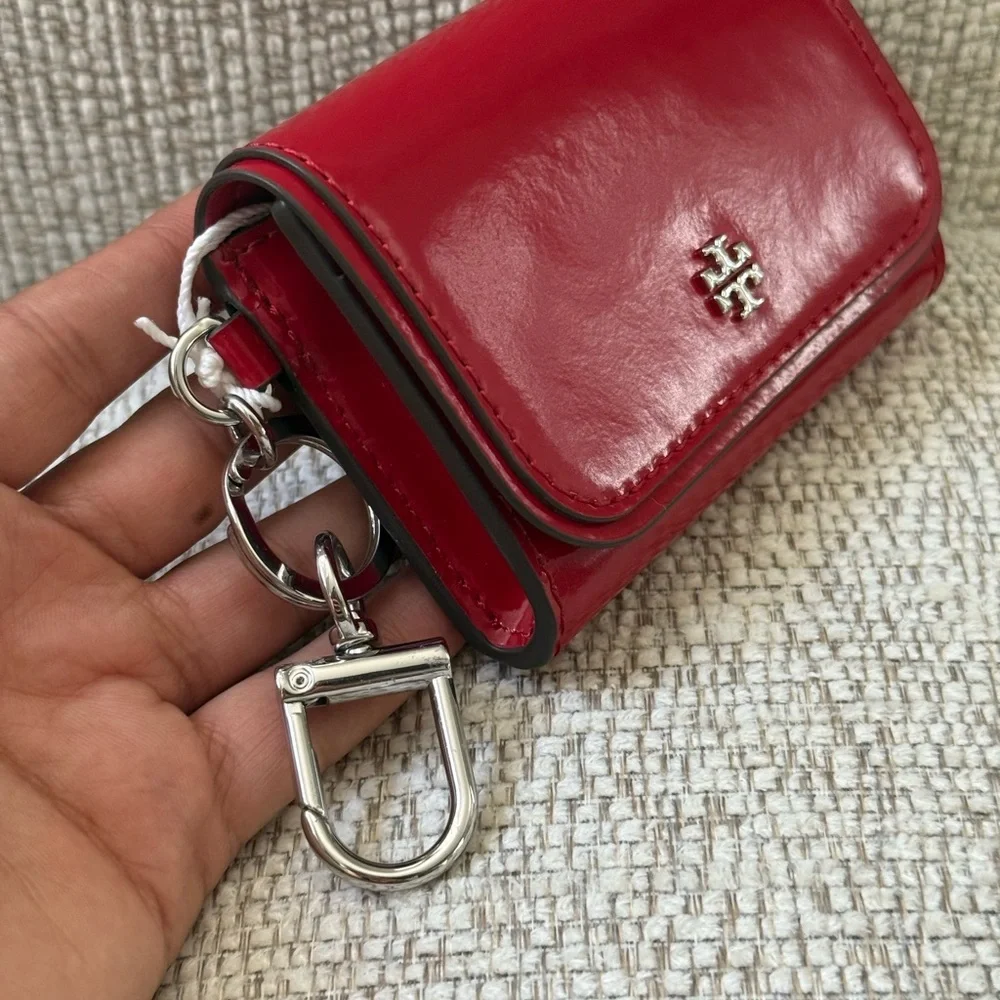 New TORY BURCH EMERSON PATENT FLAP CARD CASE WARM RED